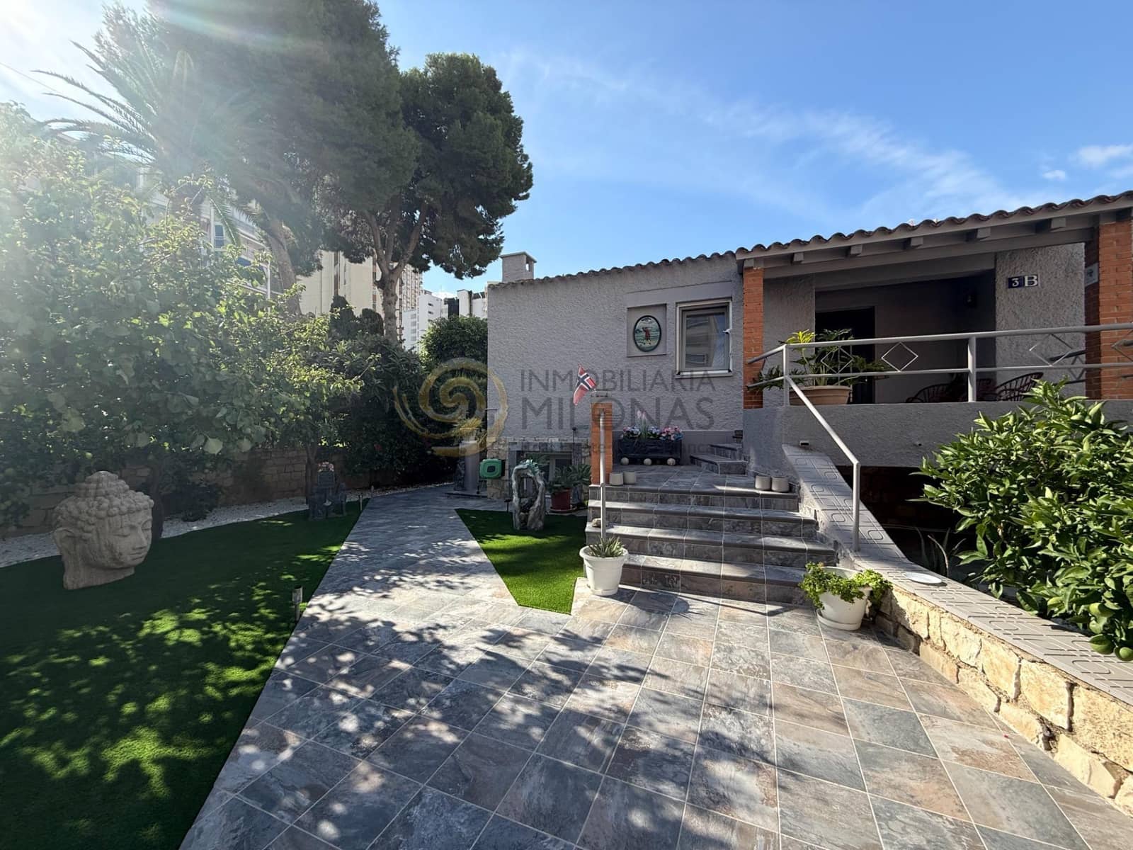 6 bedroom Villa for sale in Benidorm - € 489,000 (Ref: 9797229)