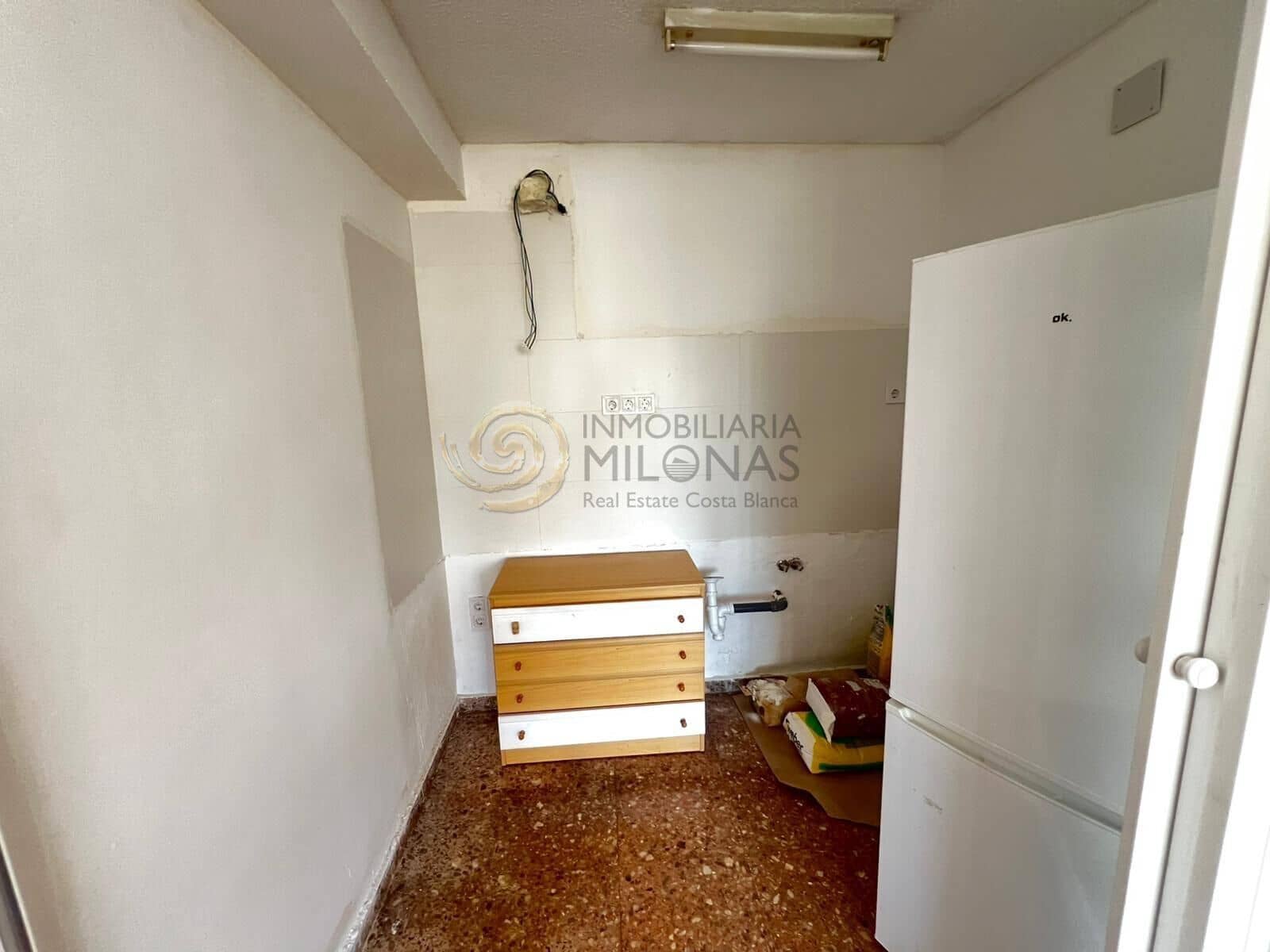 Studio for sale in Benidorm with pool - € 147,000 (Ref: 9804393)