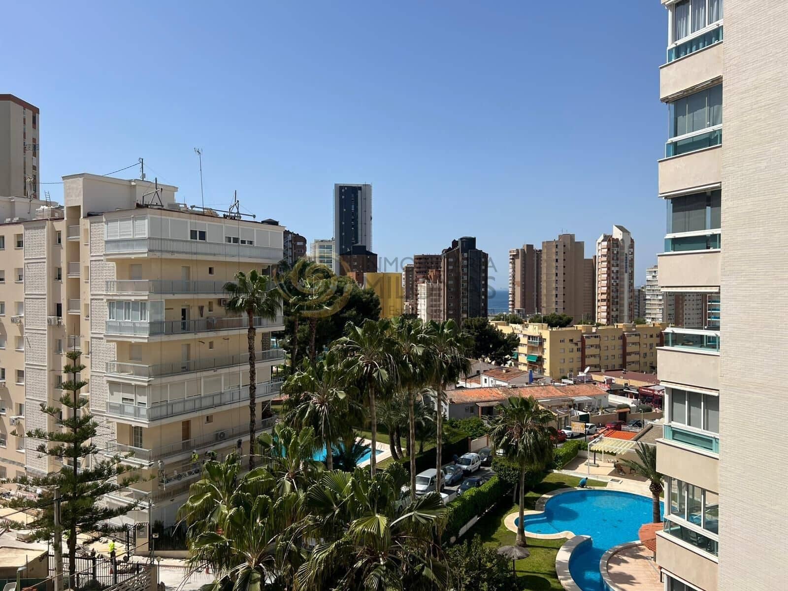 Studio for sale in Benidorm with pool - € 147,000 (Ref: 9804393)