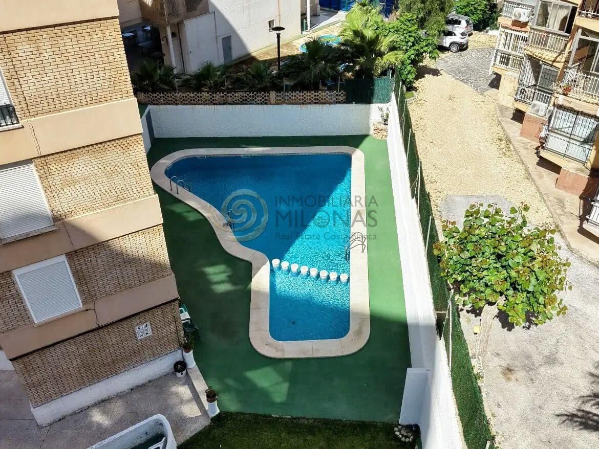 Studio à vendre à Benidorm avec piscine - 147 000 € (Ref: 9804393)
