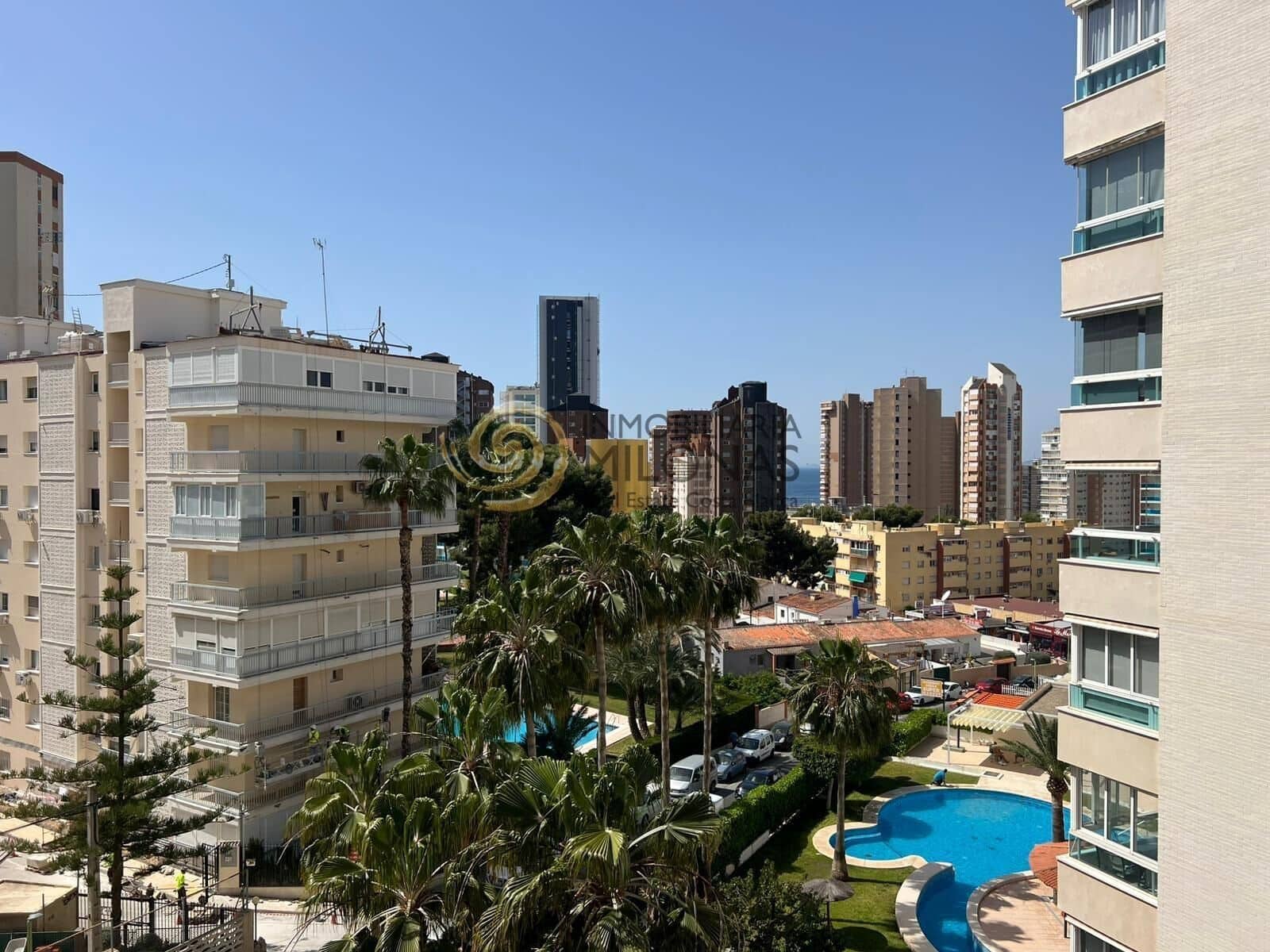 Studio à vendre à Benidorm avec piscine - 147 000 € (Ref: 9804393)