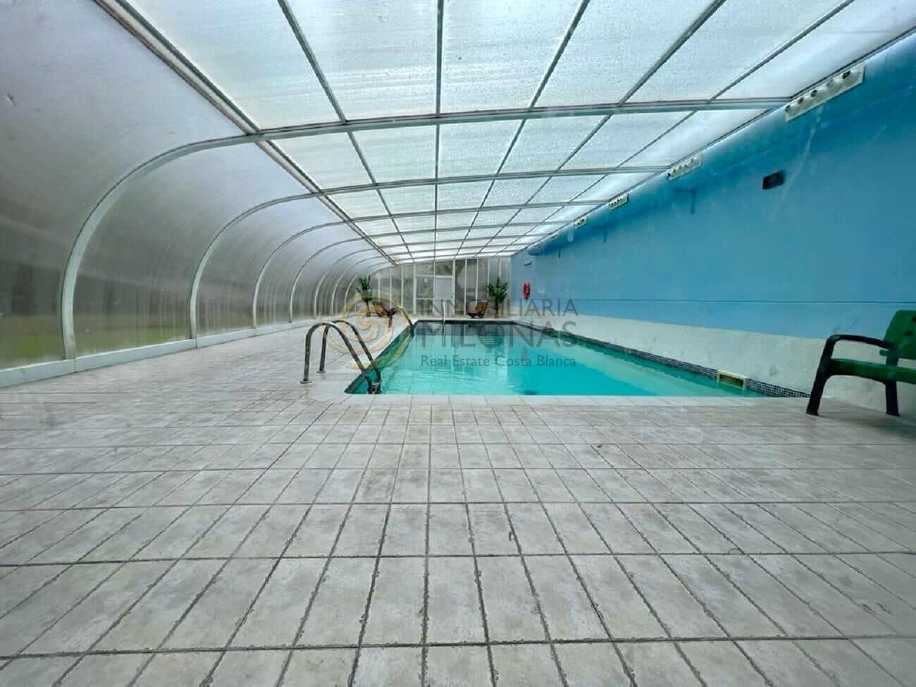 2 Zimmer Apartment zu verkaufen in Benidorm mit Pool Garage - 359.000 € (Ref: 9898883)