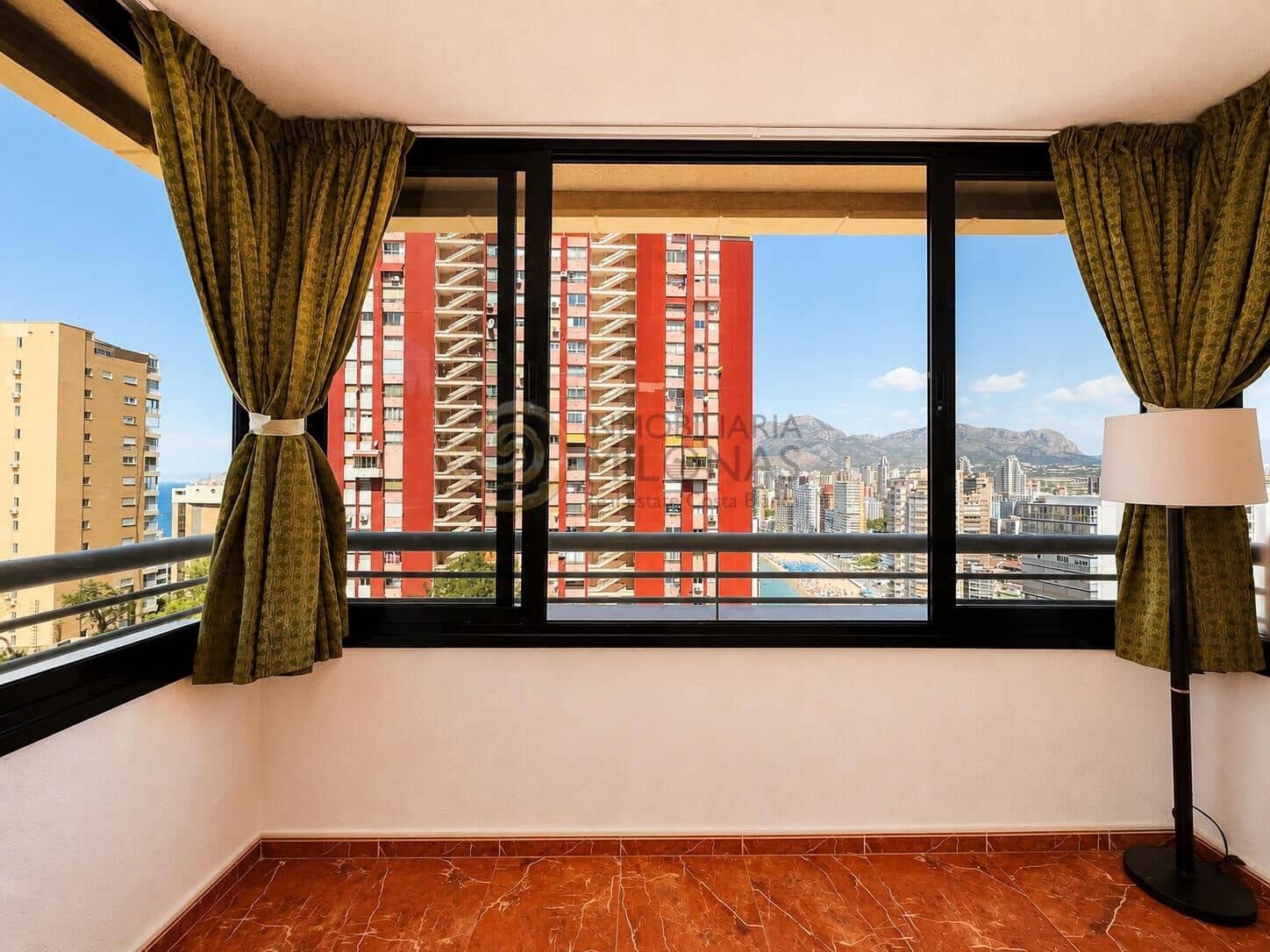 1 sypialnia Apartament na sprzedaż w Benidorm z basenem garażem - 199 000 € (Ref: 9938289)