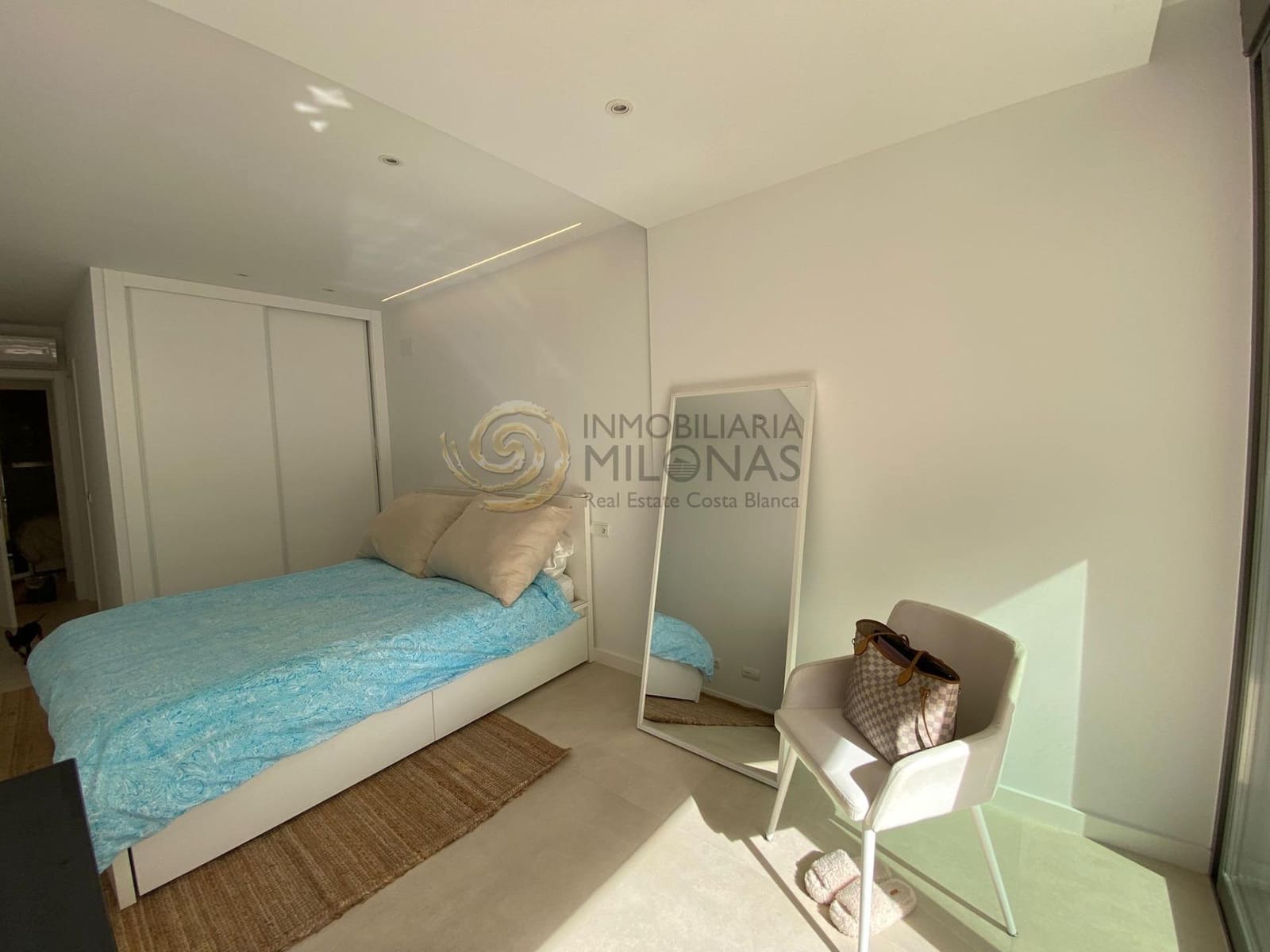 2 soverom Leilighet til leie i Alfaz del Pi / L'Alfas del Pi med svømmebasseng garasje - € 1 800 (Ref: 9938290)