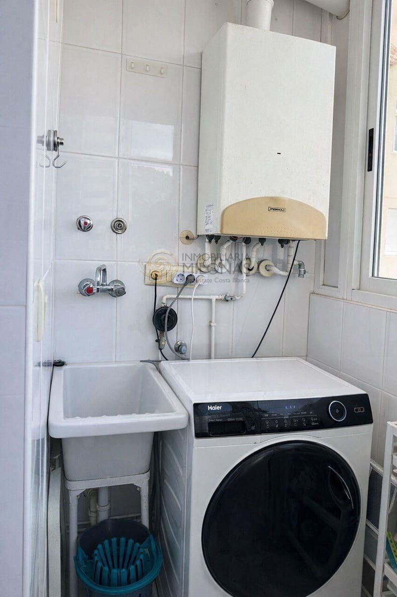 2 soveværelse Lejlighed til salg i Benidorm med swimmingpool garage - € 286.000 (Ref: 9945805)