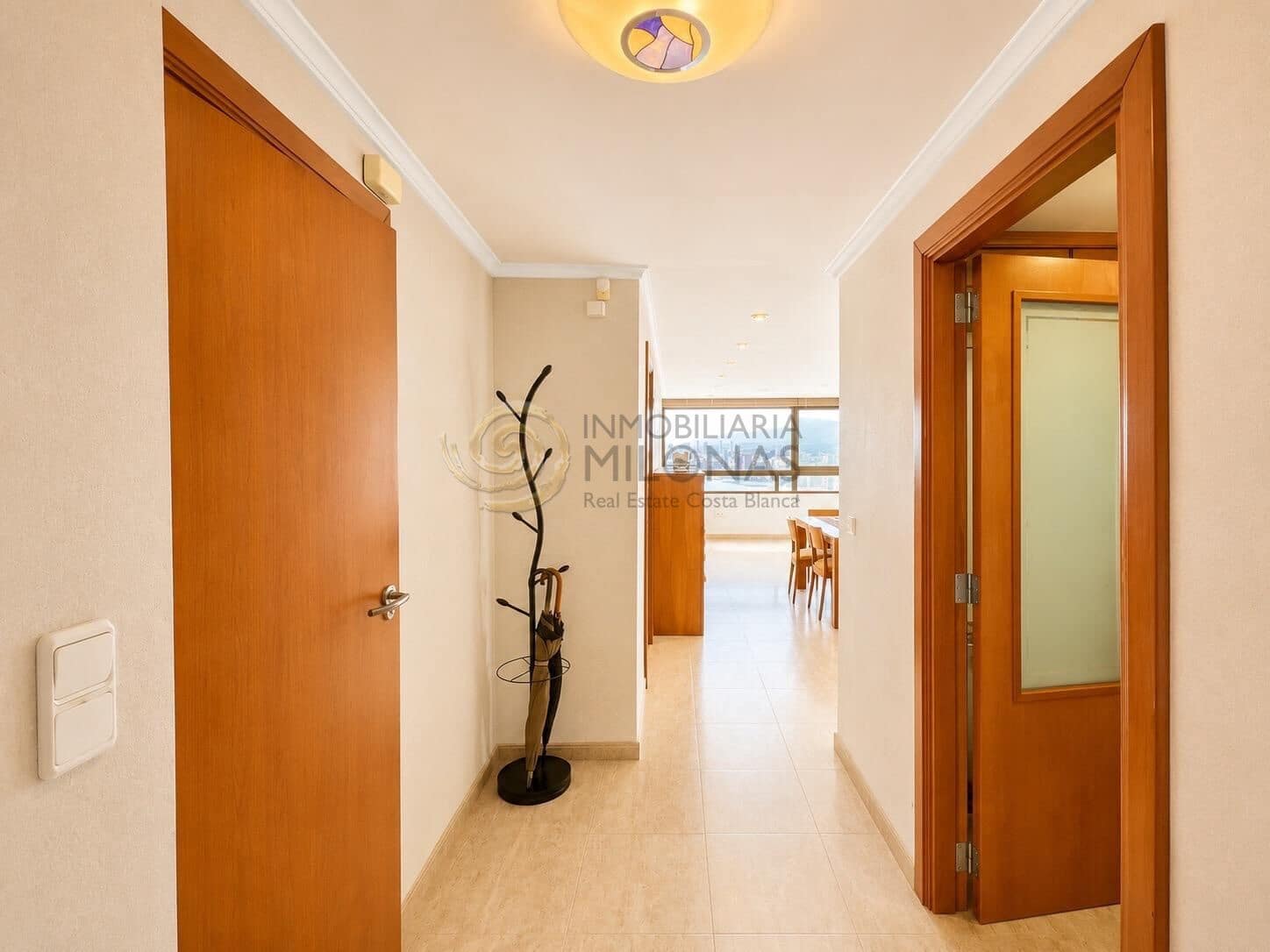 2 makuuhuone Huoneisto myytävänä paikassa Benidorm mukana uima-altaan 
autotalli - 350 000 € (Ref: 9947998)