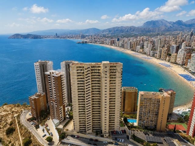2 soveværelse Lejlighed til salg i Benidorm med swimmingpool garage - € 350.000 (Ref: 9947998)