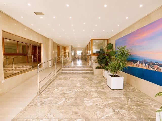 2 soveværelse Lejlighed til salg i Benidorm med swimmingpool garage - € 350.000 (Ref: 9947998)