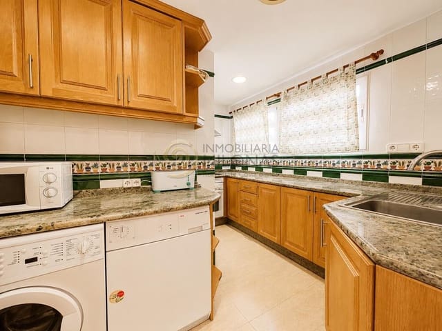 2 soveværelse Lejlighed til salg i Benidorm med swimmingpool garage - € 350.000 (Ref: 9947998)