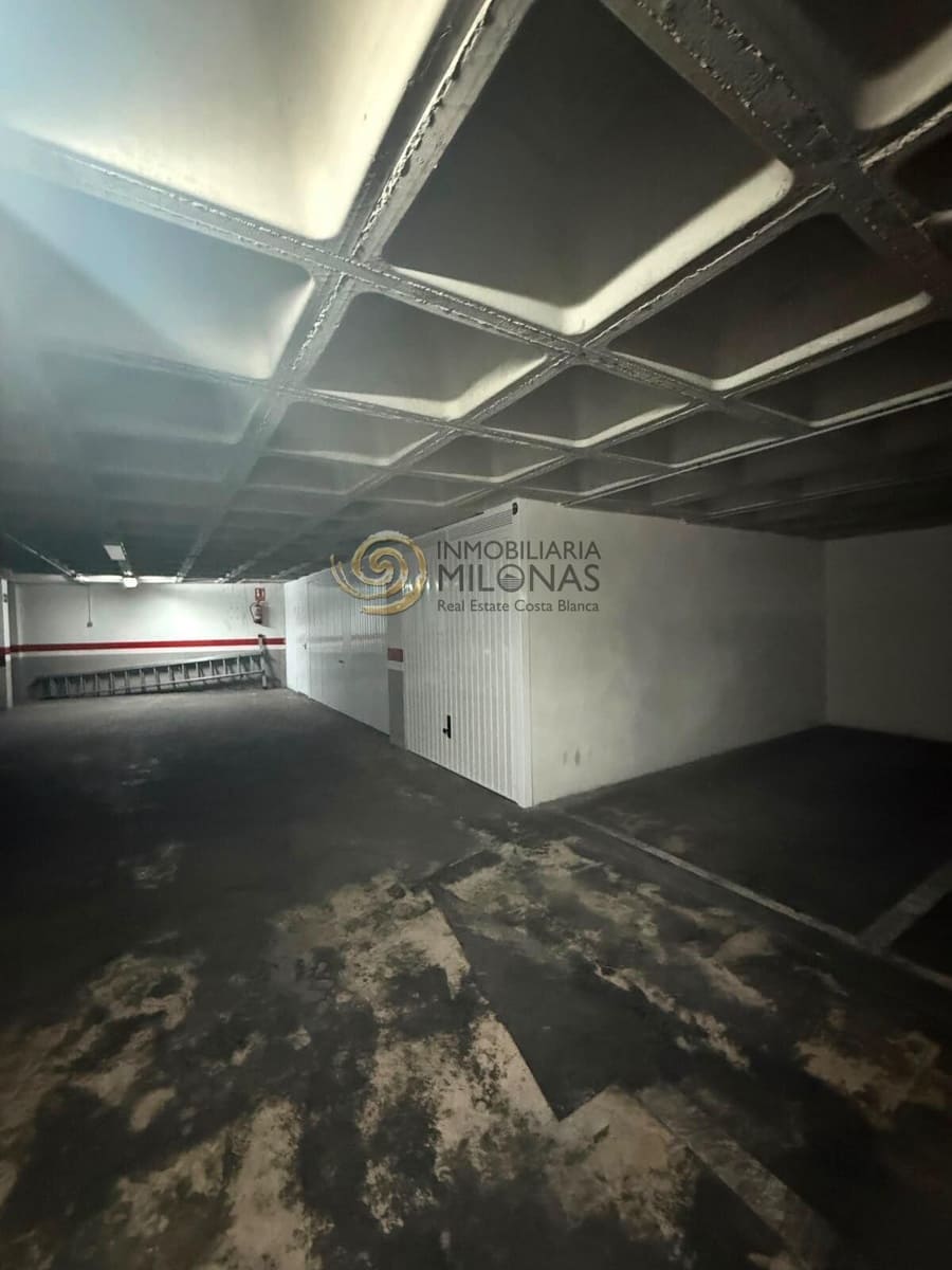 3 sovrum Lägenhet till salu i Benidorm med pool garage - 565 000 € (Ref: 9952711)