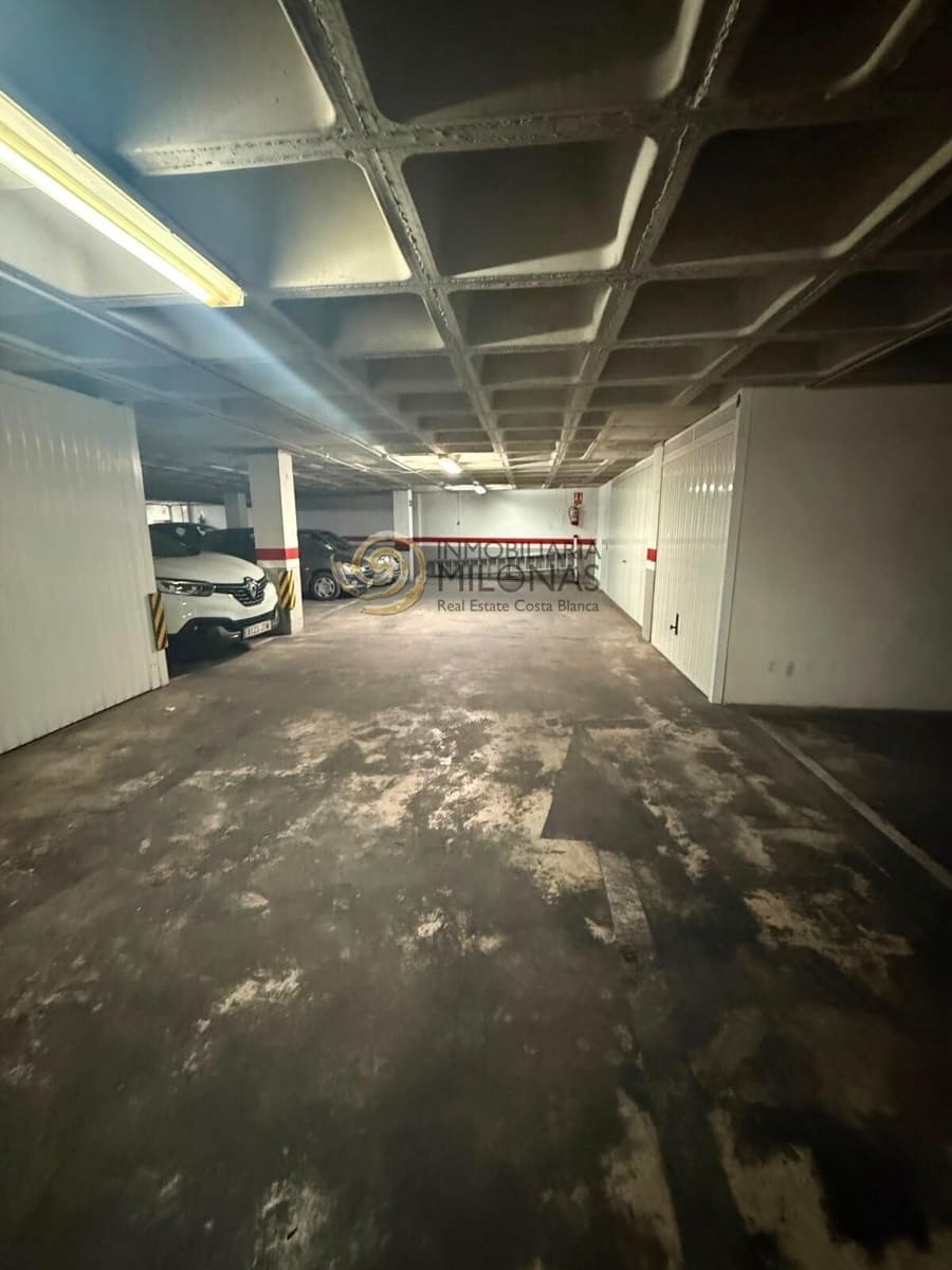 3 sovrum Lägenhet till salu i Benidorm med pool garage - 565 000 € (Ref: 9952711)