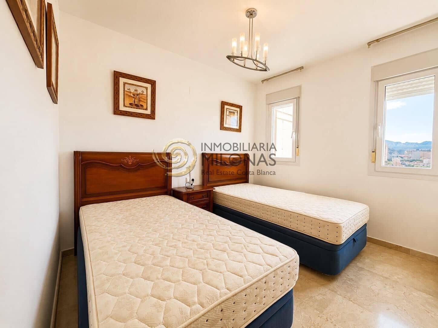 3 sovrum Lägenhet till salu i Benidorm med pool garage - 565 000 € (Ref: 9952711)