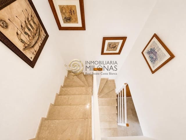 3 sovrum Lägenhet till salu i Rincón Bajo, Benidorm med pool garage - 565 000 € (Ref: 9952711)