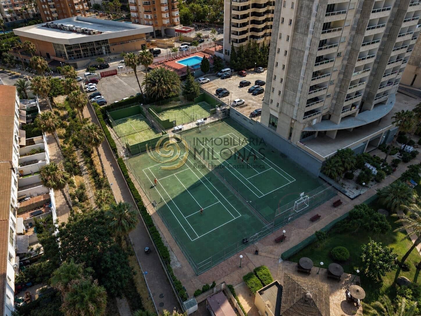 3 sovrum Lägenhet till salu i Benidorm med pool garage - 565 000 € (Ref: 9952711)