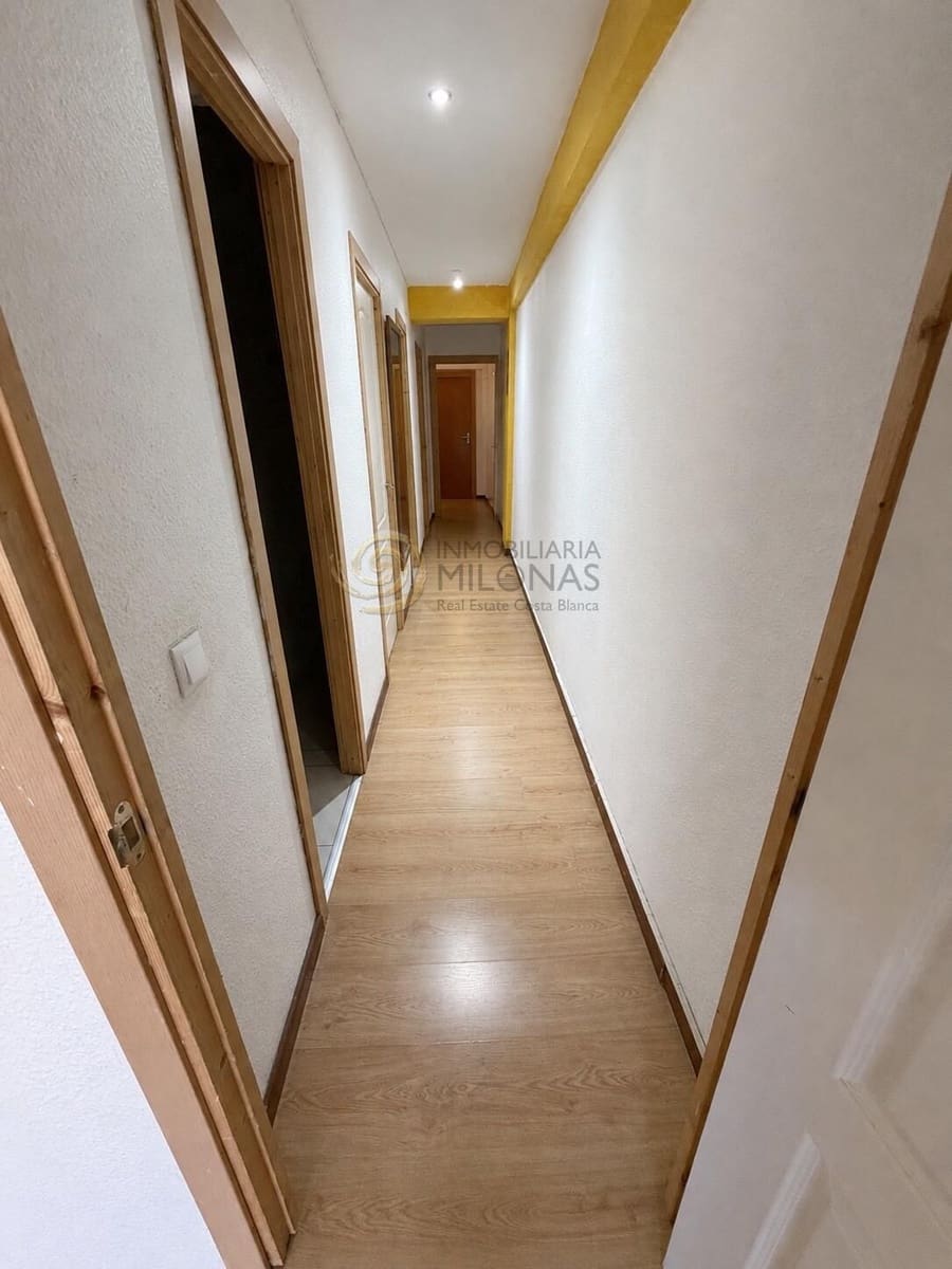 Apartamento de 3 habitaciones en Benidorm en venta - 340.000 € (Ref: 9958057)