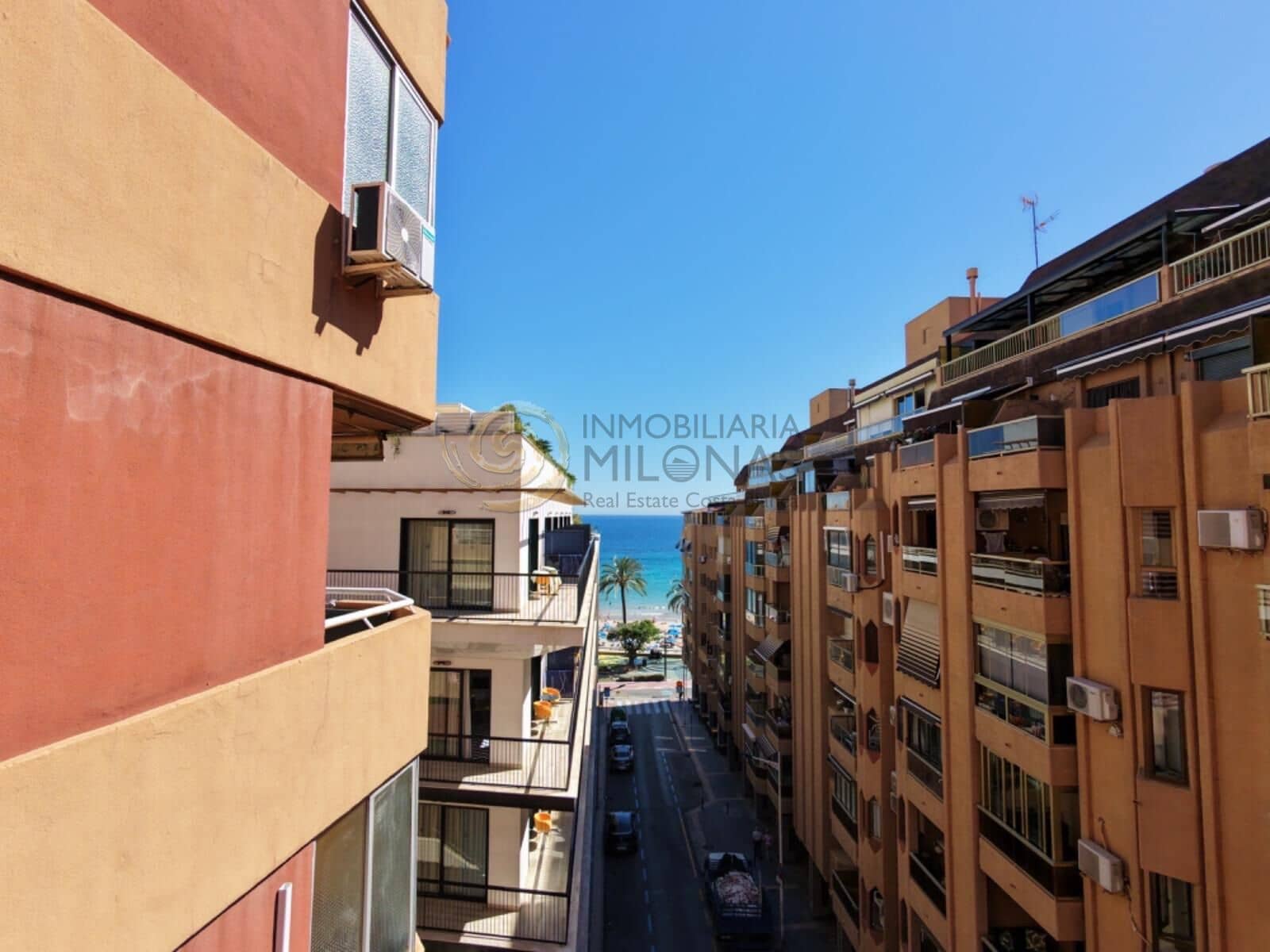 Apartamento de 3 habitaciones en Benidorm en venta - 340.000 € (Ref: 9958057)