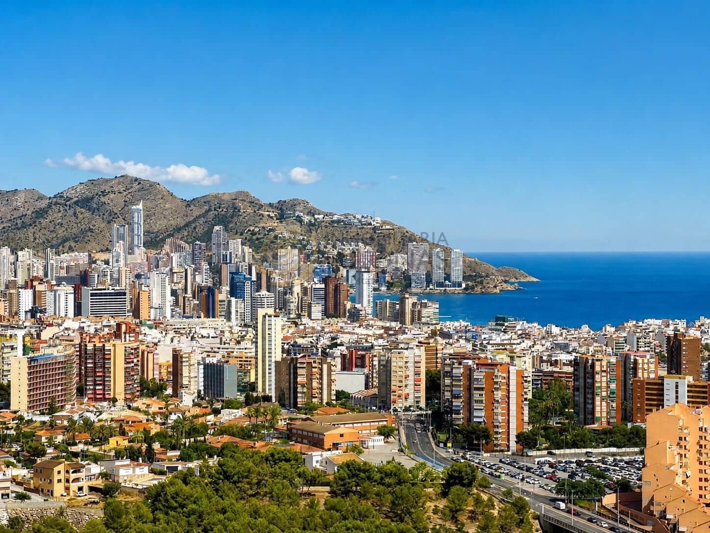 2 chambre Appartement à vendre à Benidorm avec piscine garage - 335 000 € (Ref: 9959854)