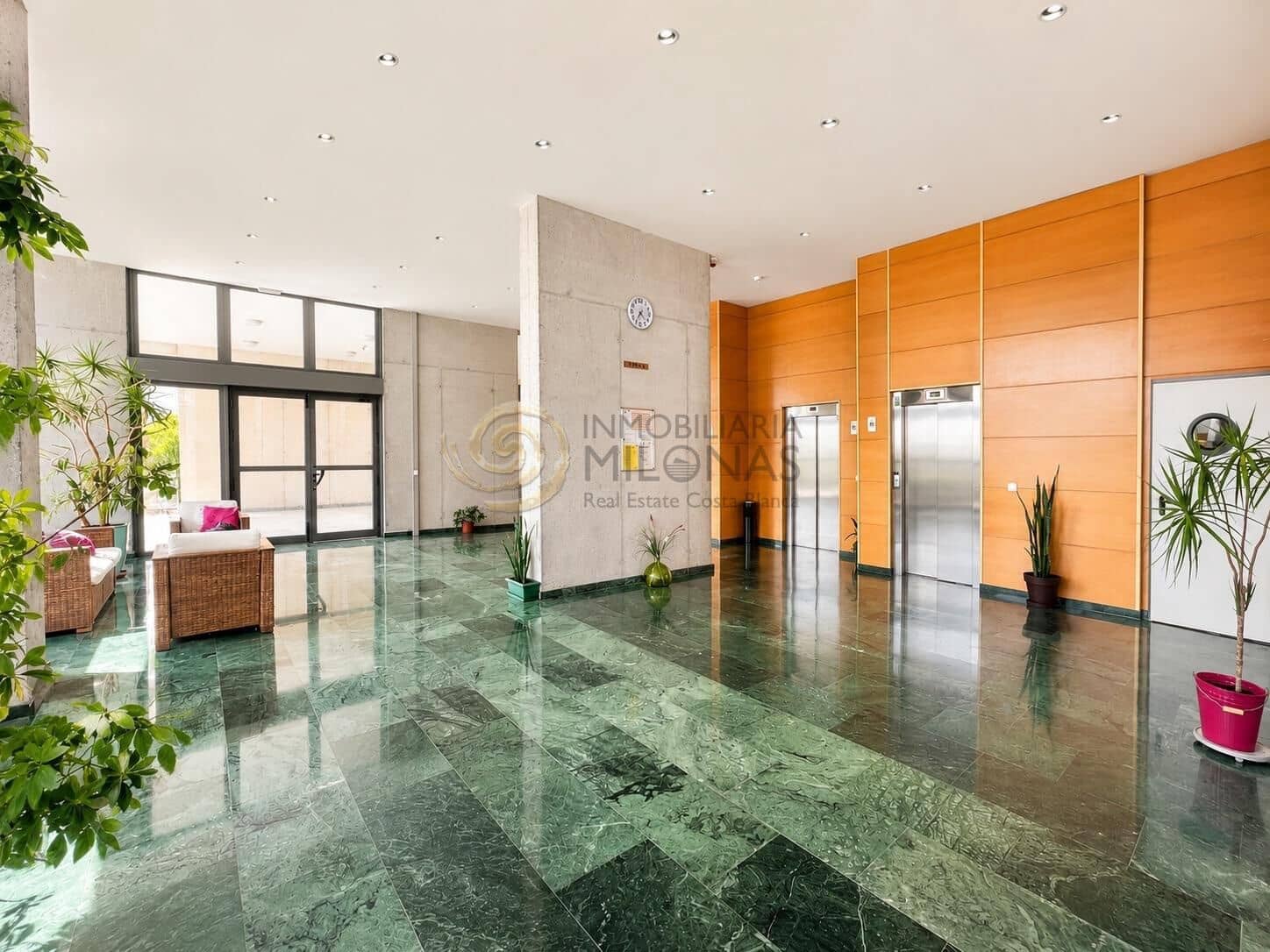 2 chambre Appartement à vendre à Benidorm avec piscine garage - 335 000 € (Ref: 9959854)