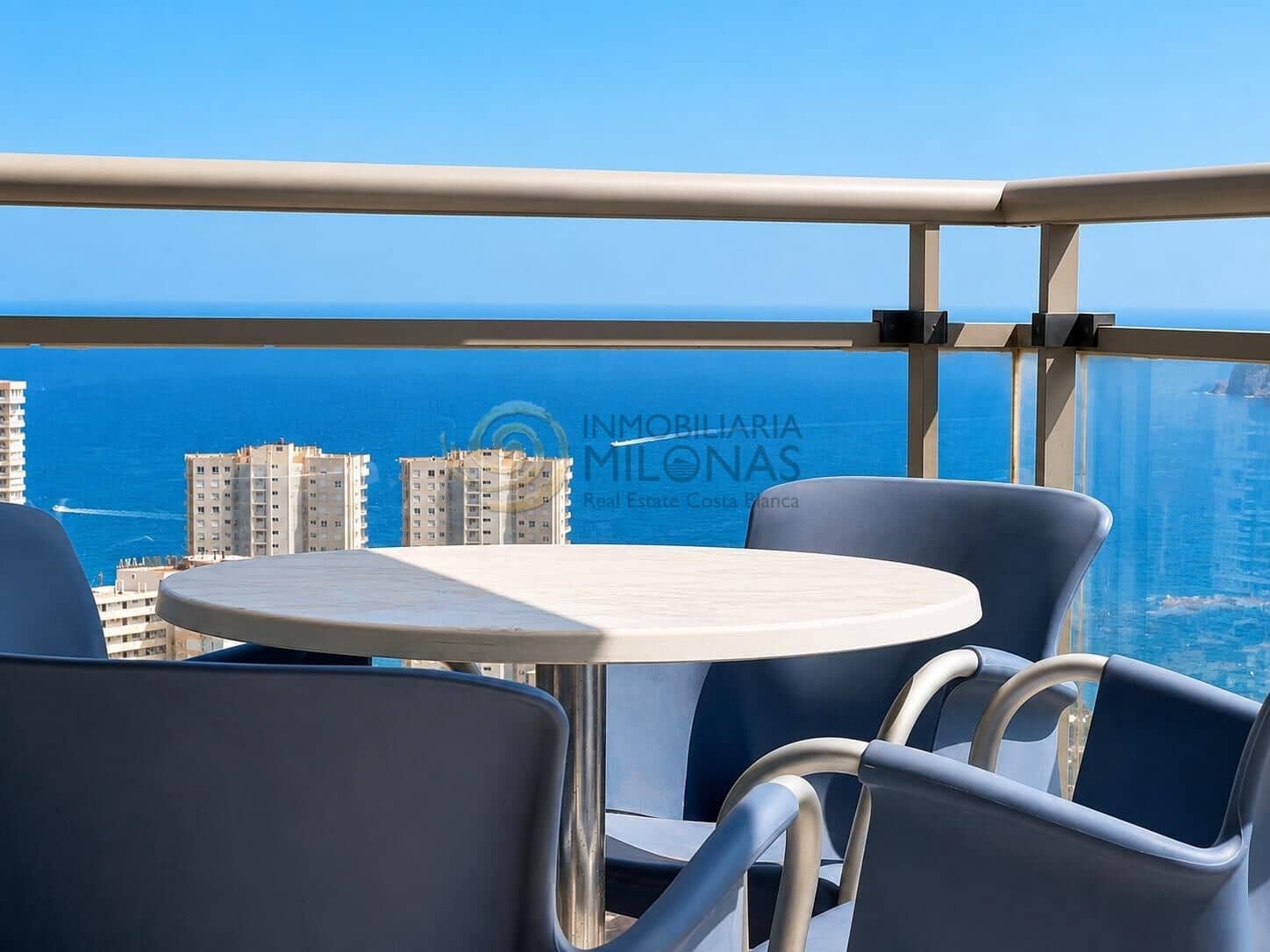 2 chambre Appartement à vendre à Benidorm avec piscine garage - 335 000 € (Ref: 9959854)