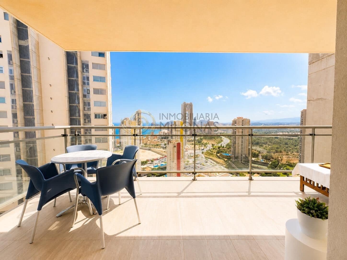 2 chambre Appartement à vendre à Benidorm avec piscine garage - 335 000 € (Ref: 9959854)