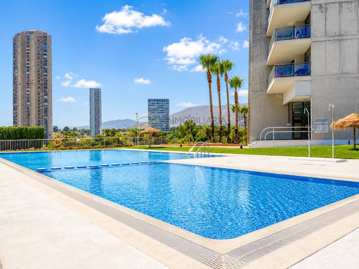 2 chambre Appartement à vendre à Benidorm avec piscine garage - 335 000 € (Ref: 9959854)