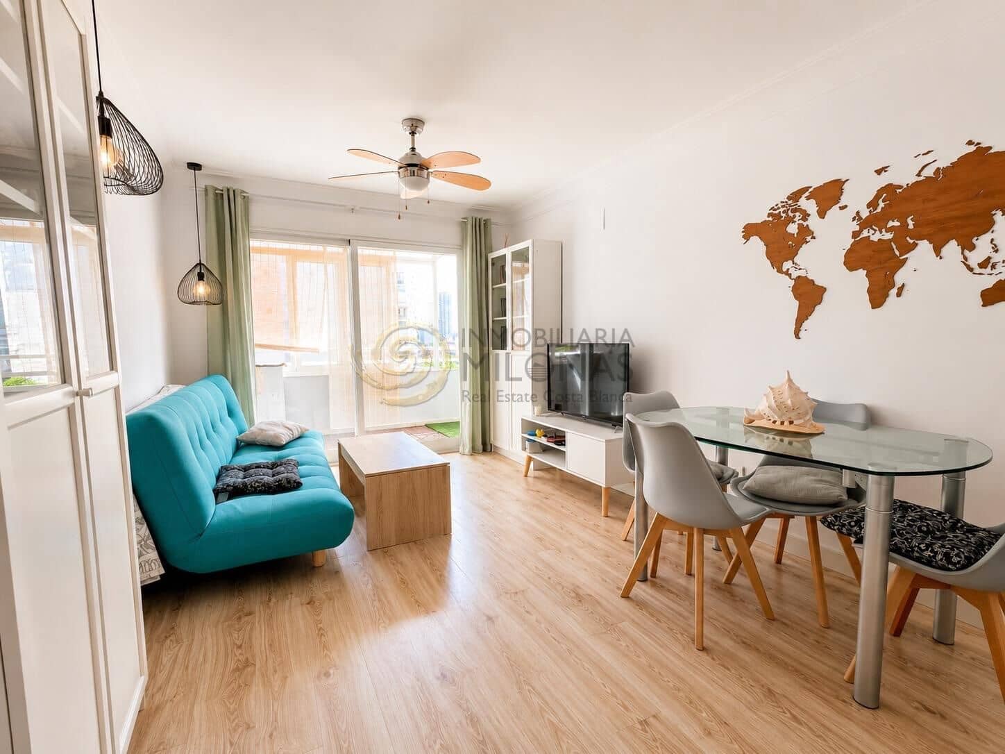1 bedroom Apartment for sale in La Villajoyosa / Vila Joiosa with pool - € 207,000 (Ref: 9965357)