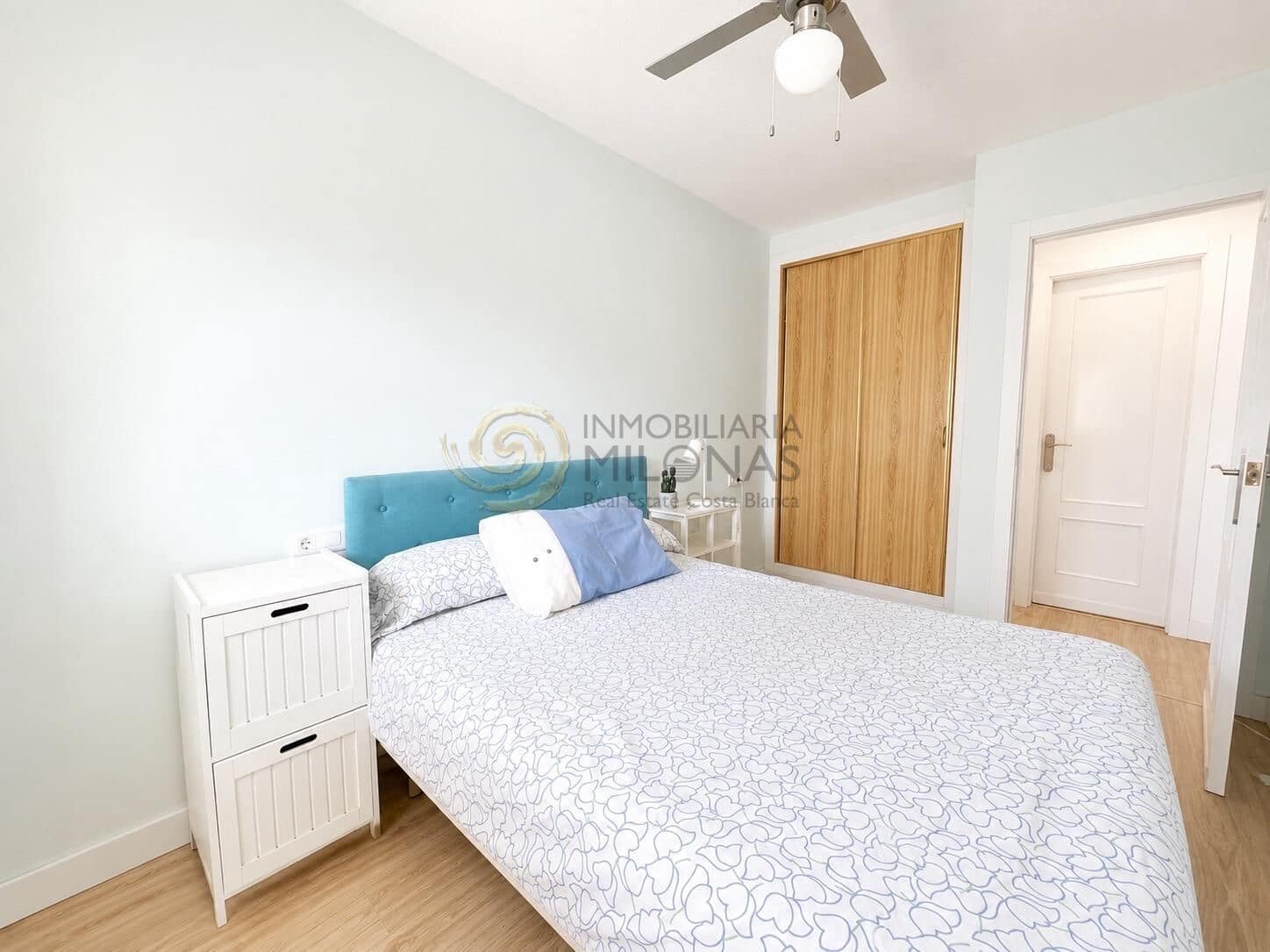 1 bedroom Apartment for sale in La Villajoyosa / Vila Joiosa with pool - € 207,000 (Ref: 9965357)