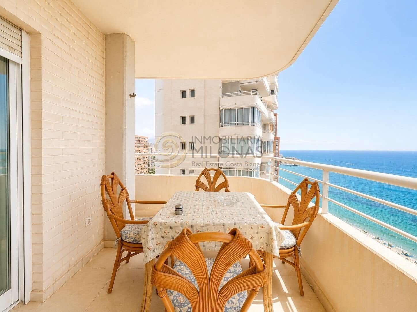 3 chambre Appartement à vendre à Benidorm avec piscine garage - 699 900 € (Ref: 9983087)
