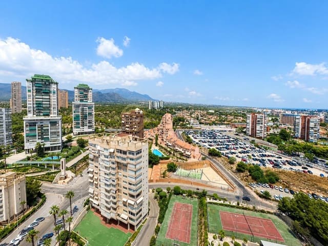 3 soverom Leilighet til salgs i Playa Poniente, Benidorm med svømmebasseng garasje - € 699 900 (Ref: 9983087)