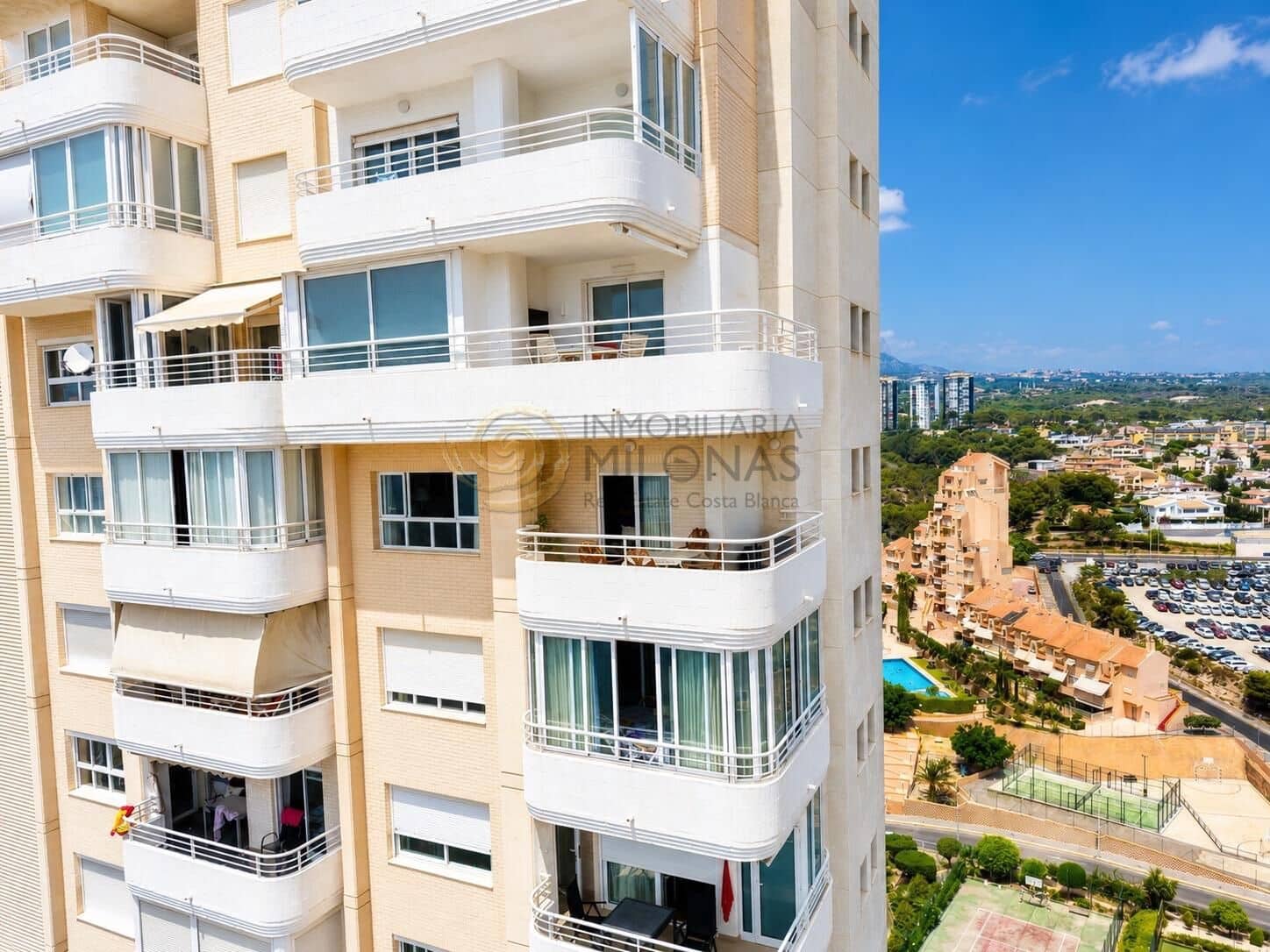 3 chambre Appartement à vendre à Benidorm avec piscine garage - 699 900 € (Ref: 9983087)