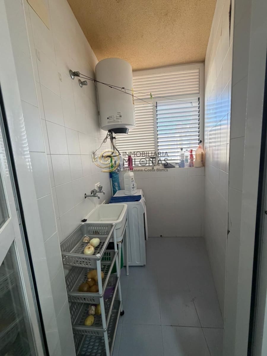 2 makuuhuone Huoneisto myytävänä paikassa Benidorm mukana uima-altaan 
autotalli - 316 999 € (Ref: 9998880)