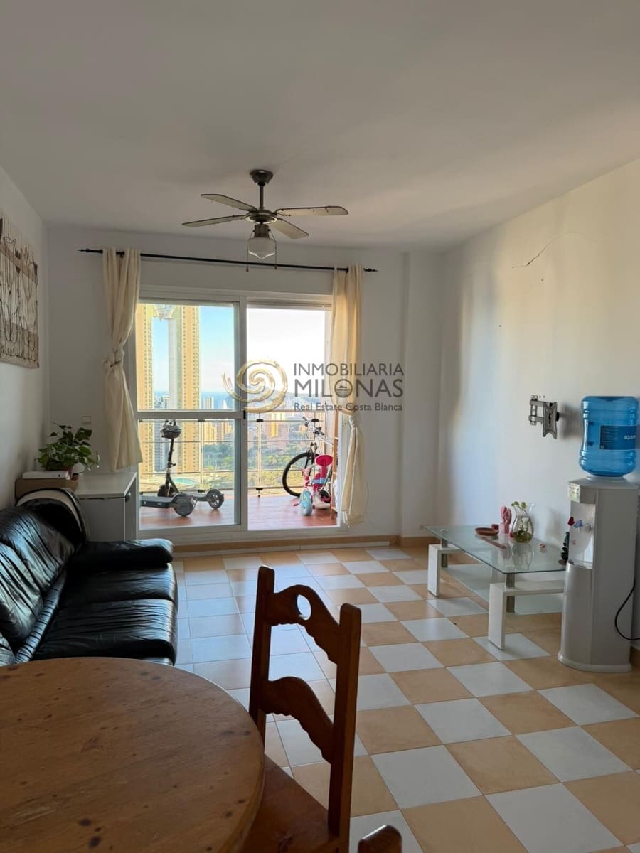 2 makuuhuone Huoneisto myytävänä paikassa Benidorm mukana uima-altaan 
autotalli - 316 999 € (Ref: 9998880)