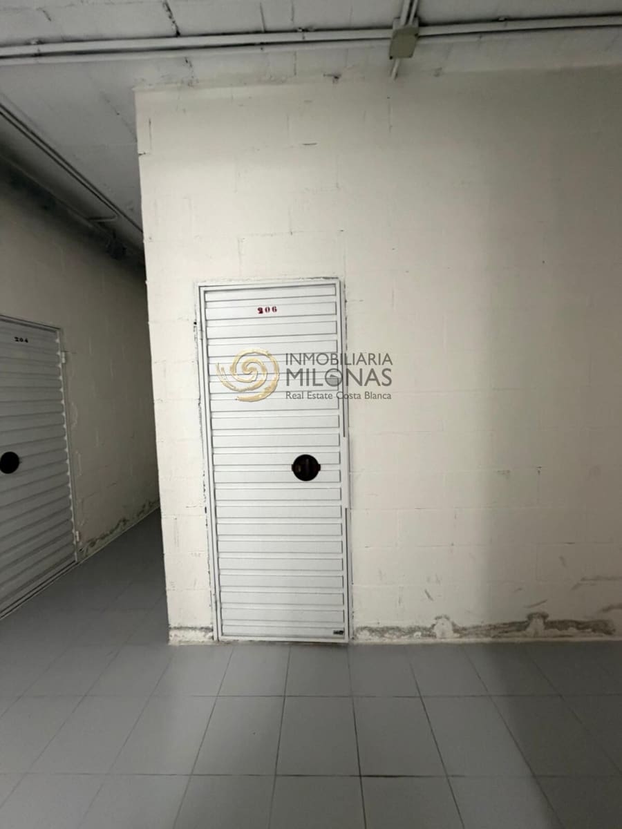 2 makuuhuone Huoneisto myytävänä paikassa Benidorm mukana uima-altaan 
autotalli - 316 999 € (Ref: 9998880)