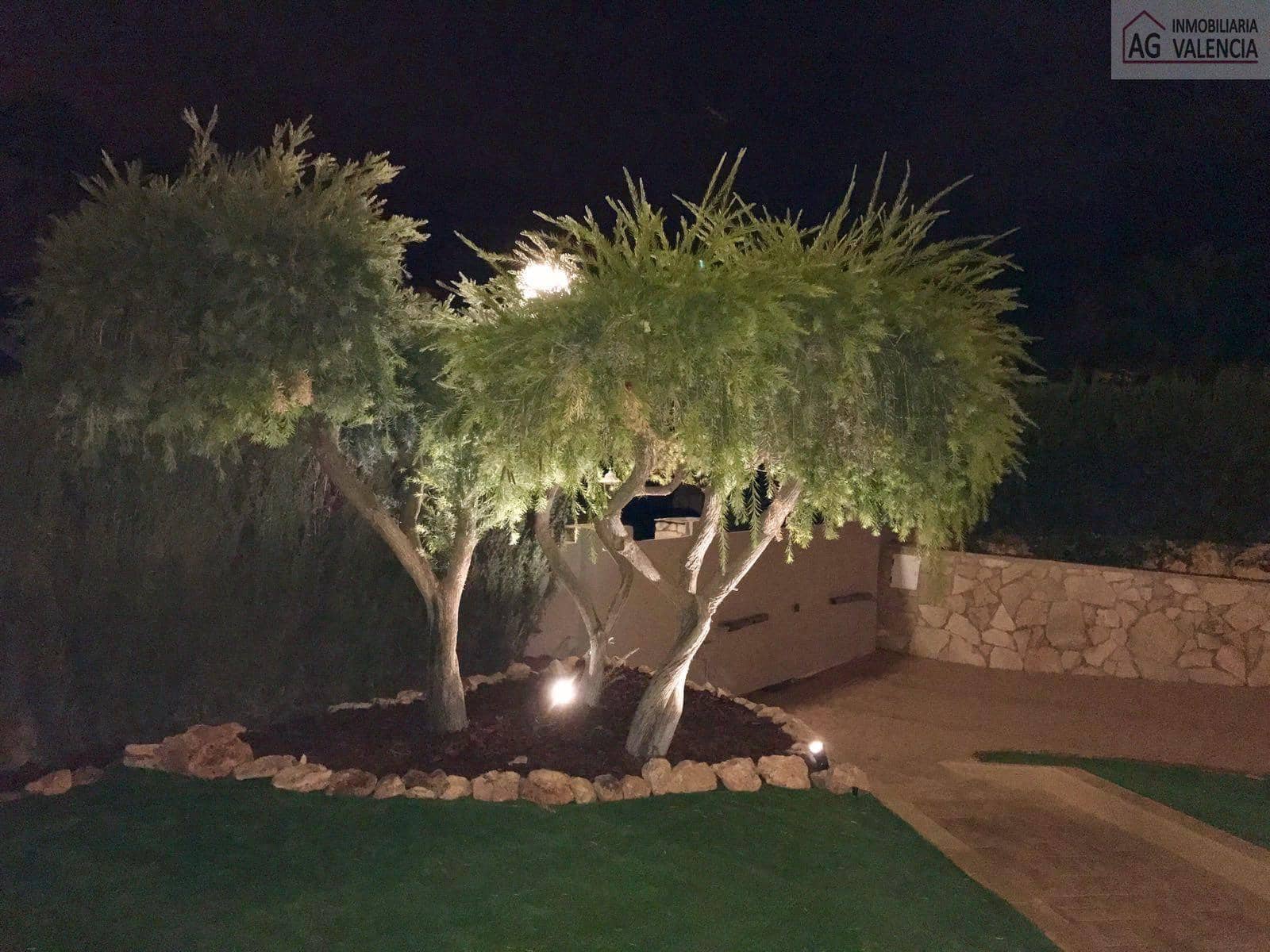 4 sovrum Villa till salu i Pucol med pool garage - 1 500 000 € (Ref: 9378506)