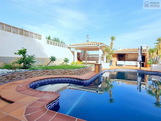 5 bedroom Villa for sale in Coloma  , La Nucia with pool garage - € 540,000 (Ref: 9378508)