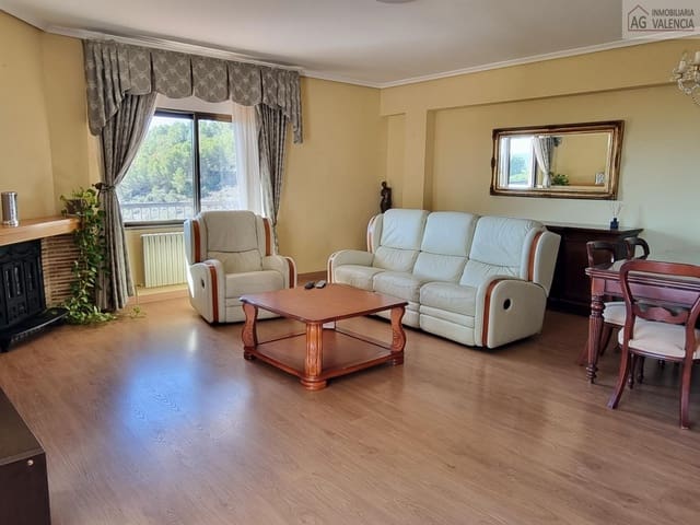 7 bedroom Villa for sale in Chiva with pool garage - € 550,000 (Ref: 9378509)