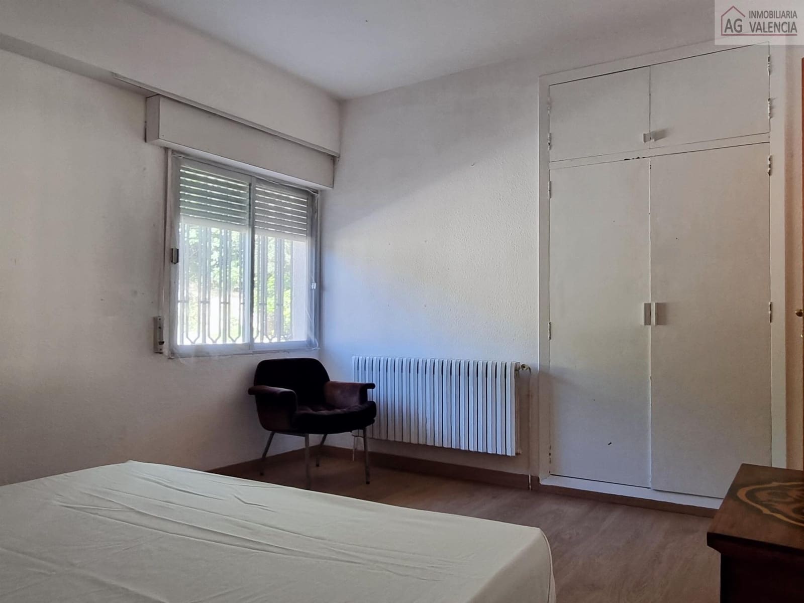 7 soverom Villa til salgs i Chiva med svømmebasseng garasje - € 550 000 (Ref: 9378509)