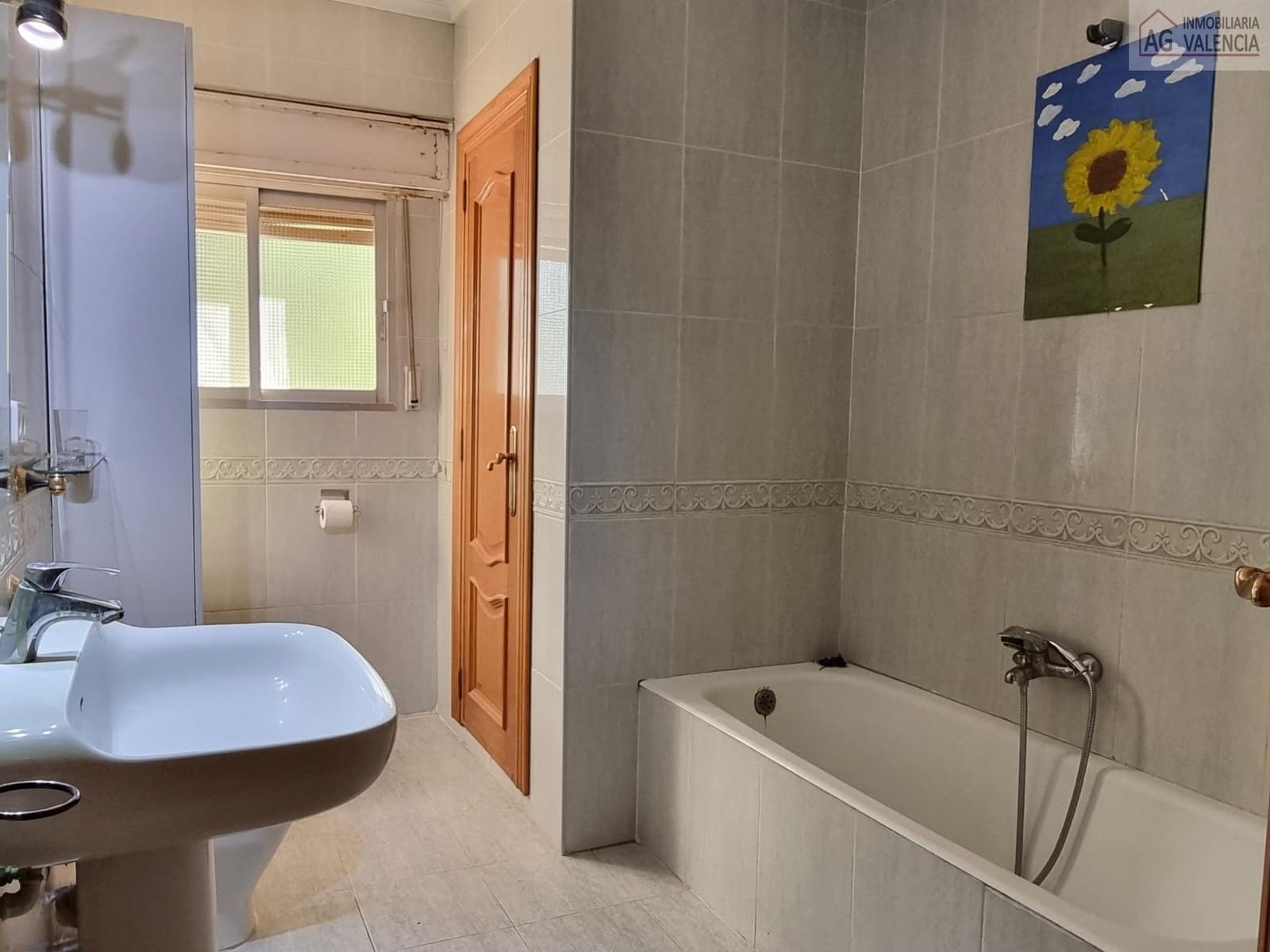 7 soverom Villa til salgs i Chiva med svømmebasseng garasje - € 550 000 (Ref: 9378509)