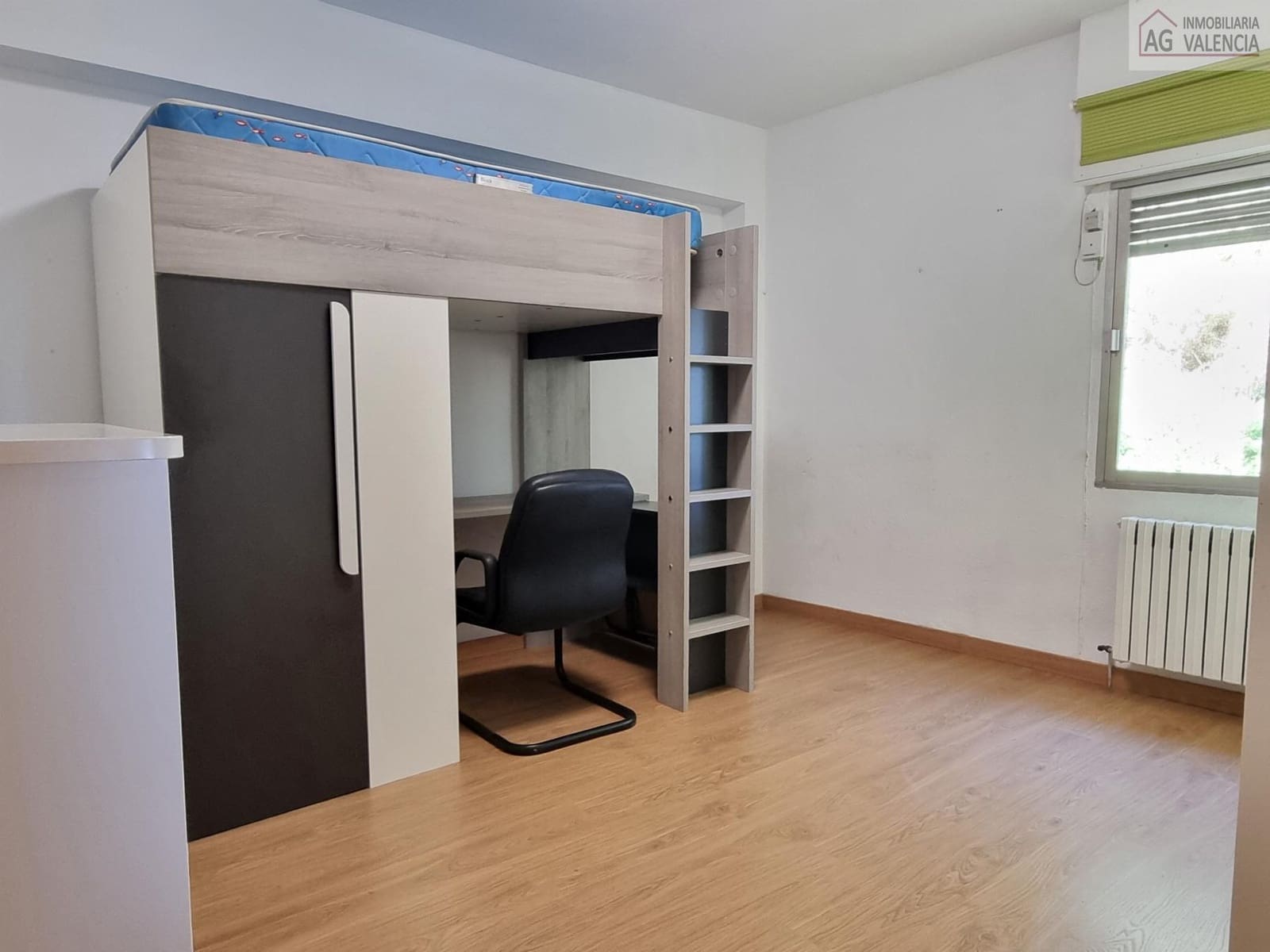 7 soverom Villa til salgs i Chiva med svømmebasseng garasje - € 550 000 (Ref: 9378509)