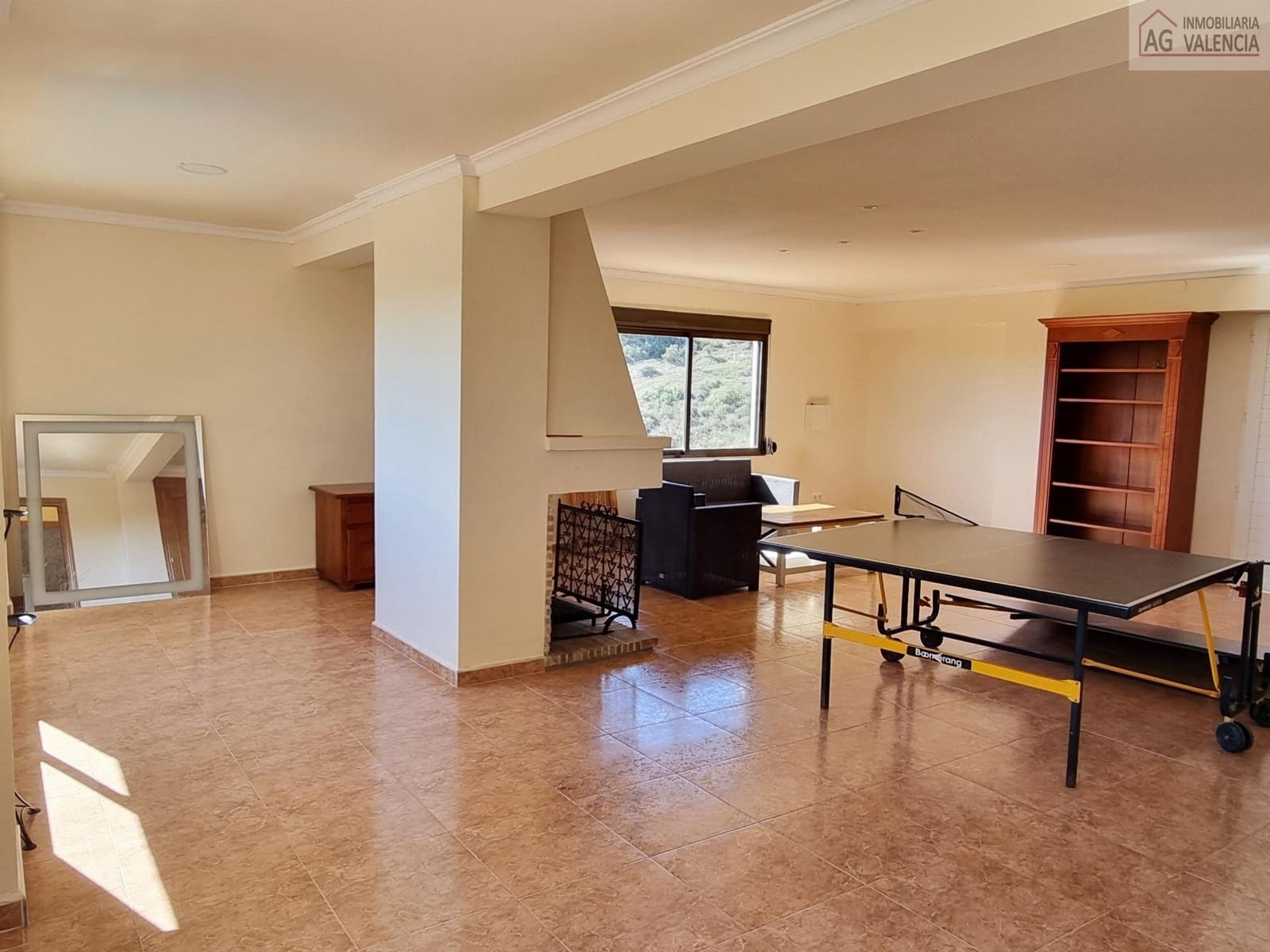 7 soverom Villa til salgs i Chiva med svømmebasseng garasje - € 550 000 (Ref: 9378509)