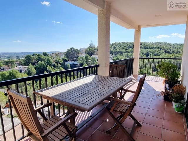 7 bedroom Villa for sale in Chiva with pool garage - € 550,000 (Ref: 9378509)