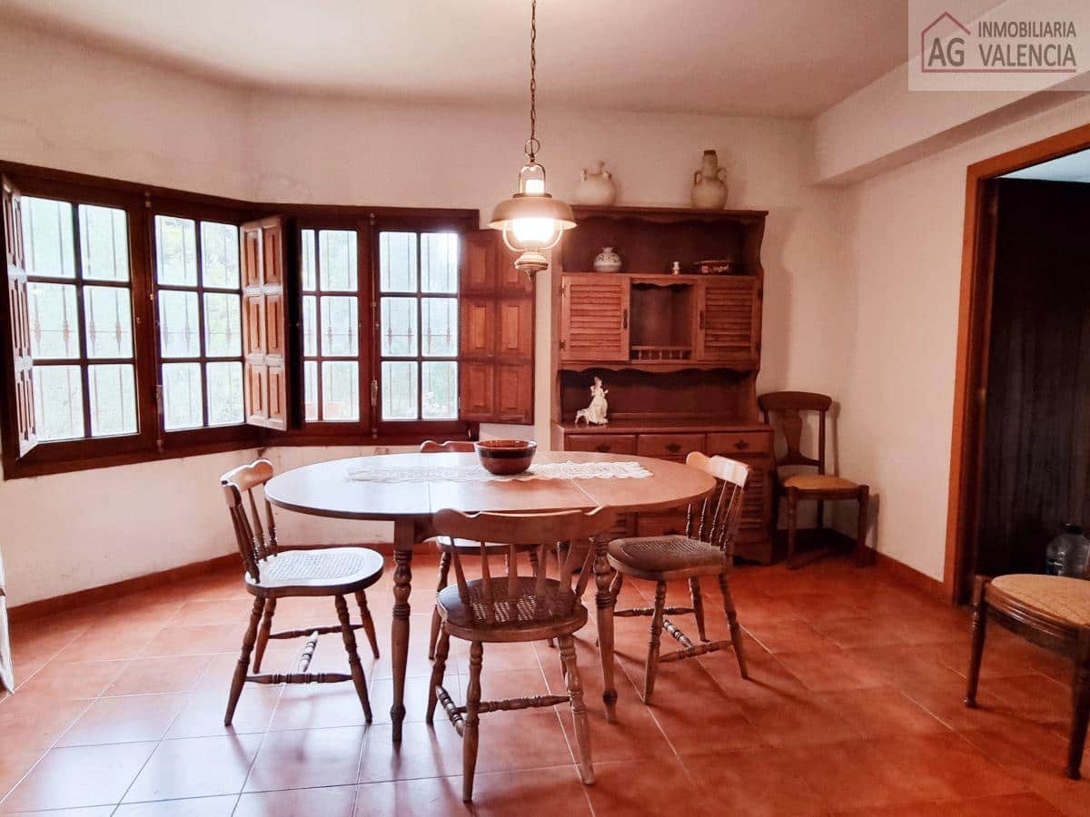 6 bedroom Villa for sale in Torrent with pool garage - € 399,000 (Ref: 9378512)