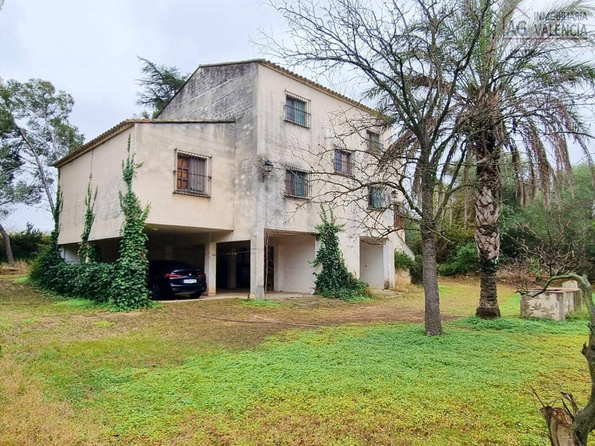 6 bedroom Villa for sale in Torrent with pool garage - € 399,000 (Ref: 9378512)