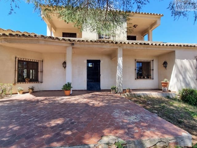 6 bedroom Villa for sale in Torrent with pool garage - € 399,000 (Ref: 9378512)