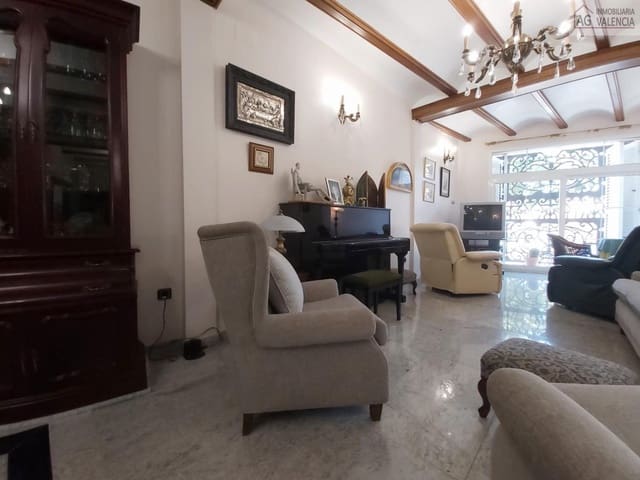 8 slaapkamer Huis te koop in Rafelbunyol met garage - € 520.000 (Ref: 9378554)