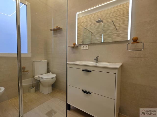 3 bedroom Flat for rent in La Petxina, Valencia city - € 1,350 (Ref: 9425418)