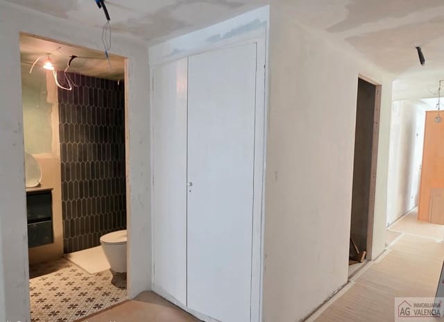 Piso de 3 habitaciones en La Creu Coberta, València ciudad en venta - 380.000 € (Ref: 9467751)