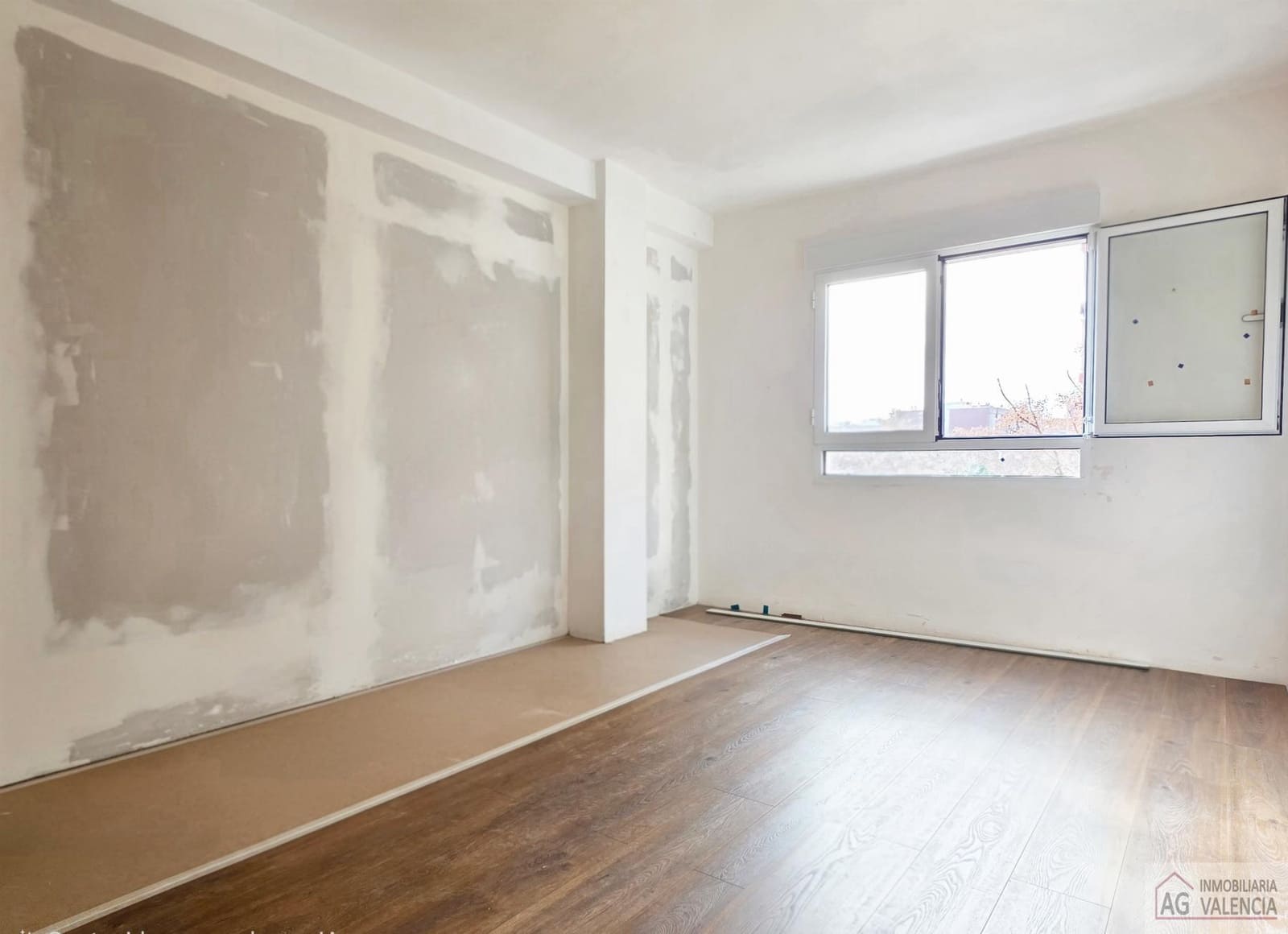 3 makuuhuone Asunto myytävänä paikassa Valencia kaupunki - 380 000 € (Ref: 9467751)