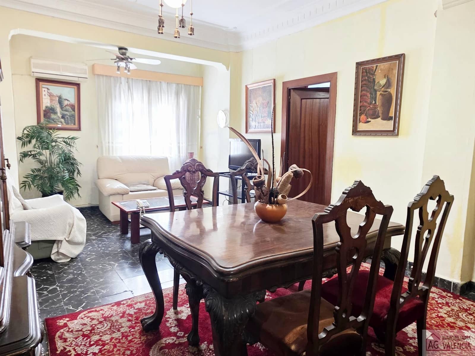 4 slaapkamer Flat te koop in Valencia stad - € 345.000 (Ref: 9511216)