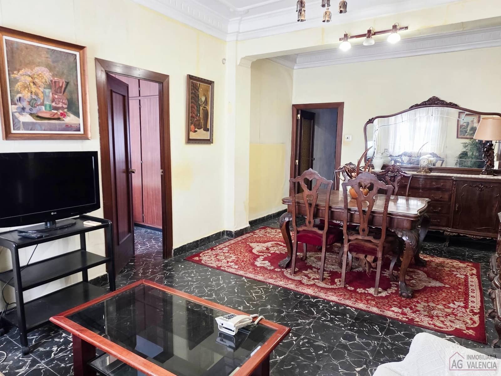 4 slaapkamer Flat te koop in Valencia stad - € 345.000 (Ref: 9511216)